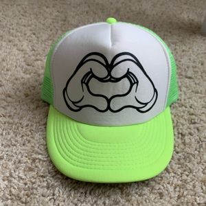 Trucker hat